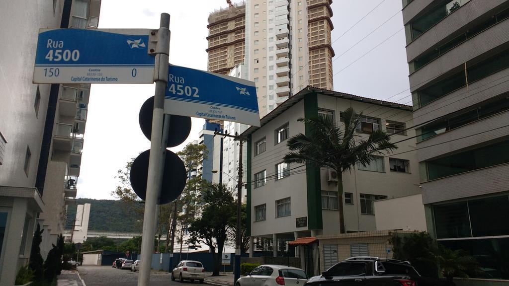 شقة Ape Da Monica Balneário Camboriú المظهر الخارجي الصورة